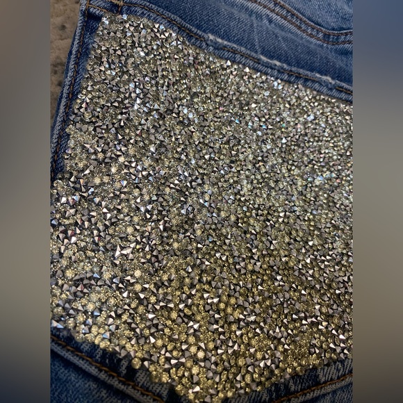 Rhinestone fringe top with Rhinestone fringe shorts. - Picture 11 of 12